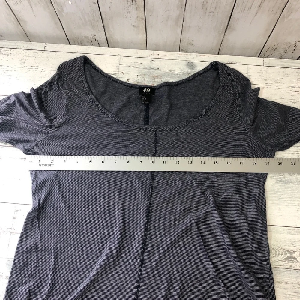 H&M Strip Long Sleeve Tee Medium